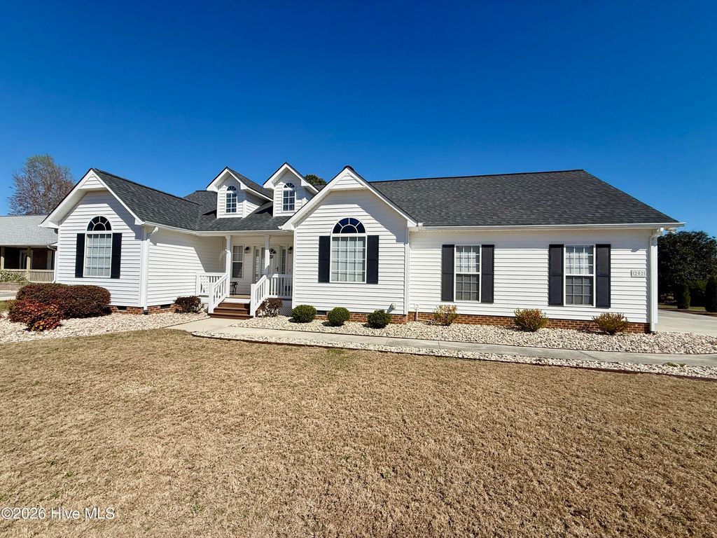 Photo of 202 Nikida Court, Swansboro, NC 28584 (MLS # 100561719)