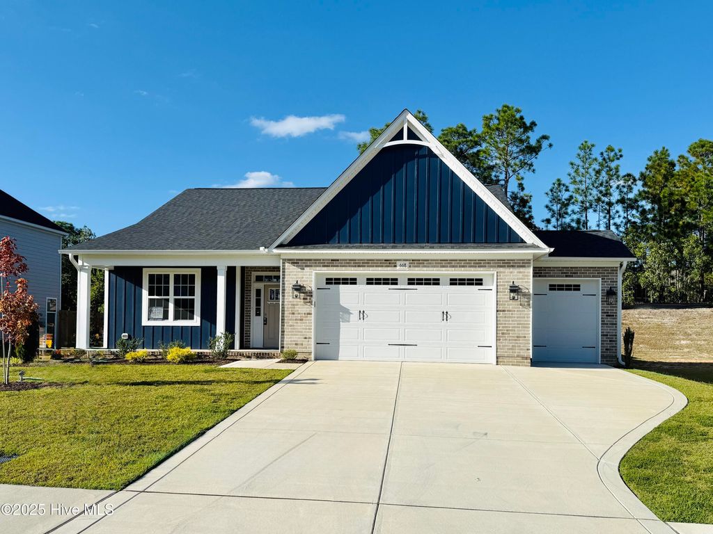 Photo of 668 Cresswell Moor Way, Fayetteville, NC 28311 (MLS # 100434119)