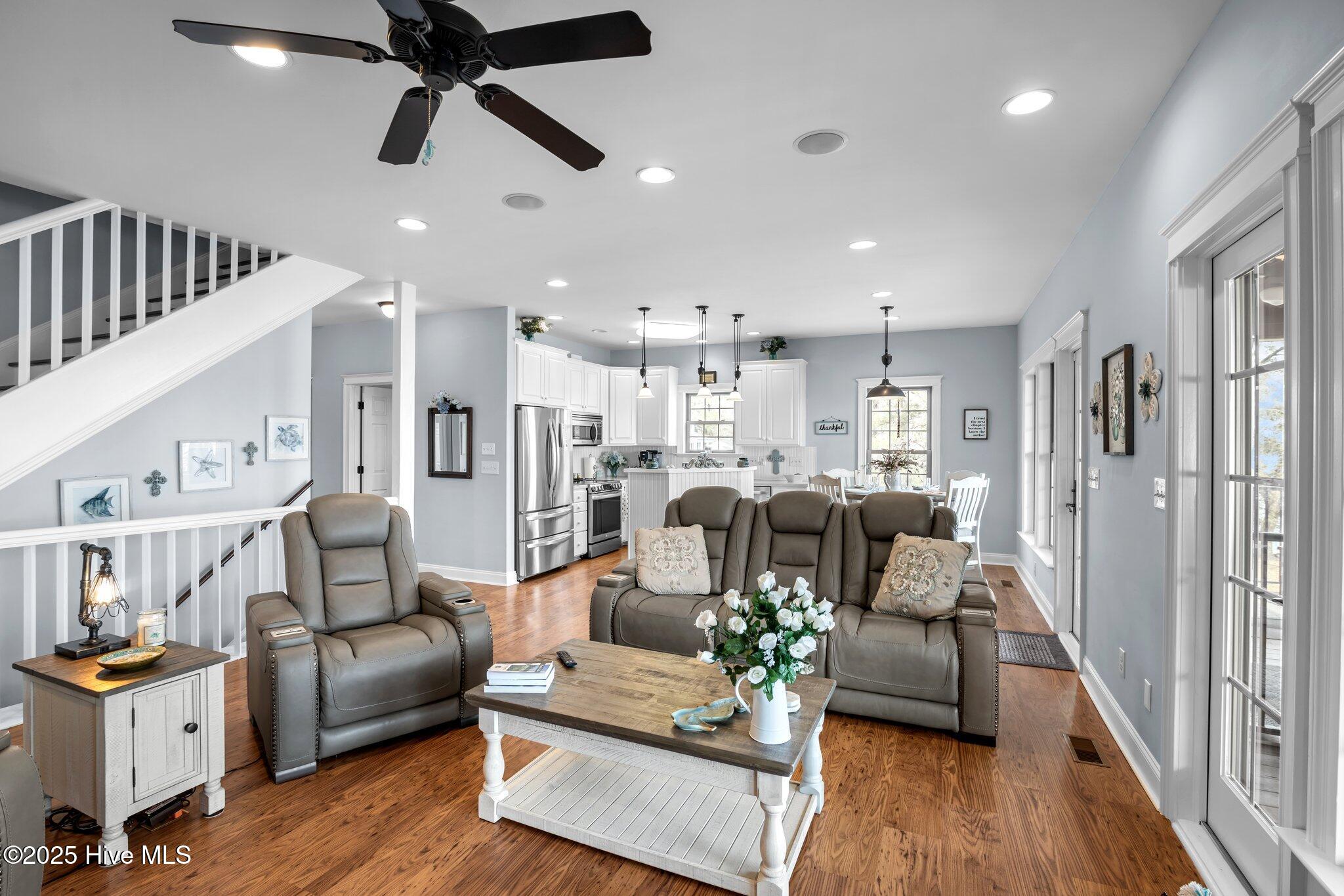 901 Down Shore Road