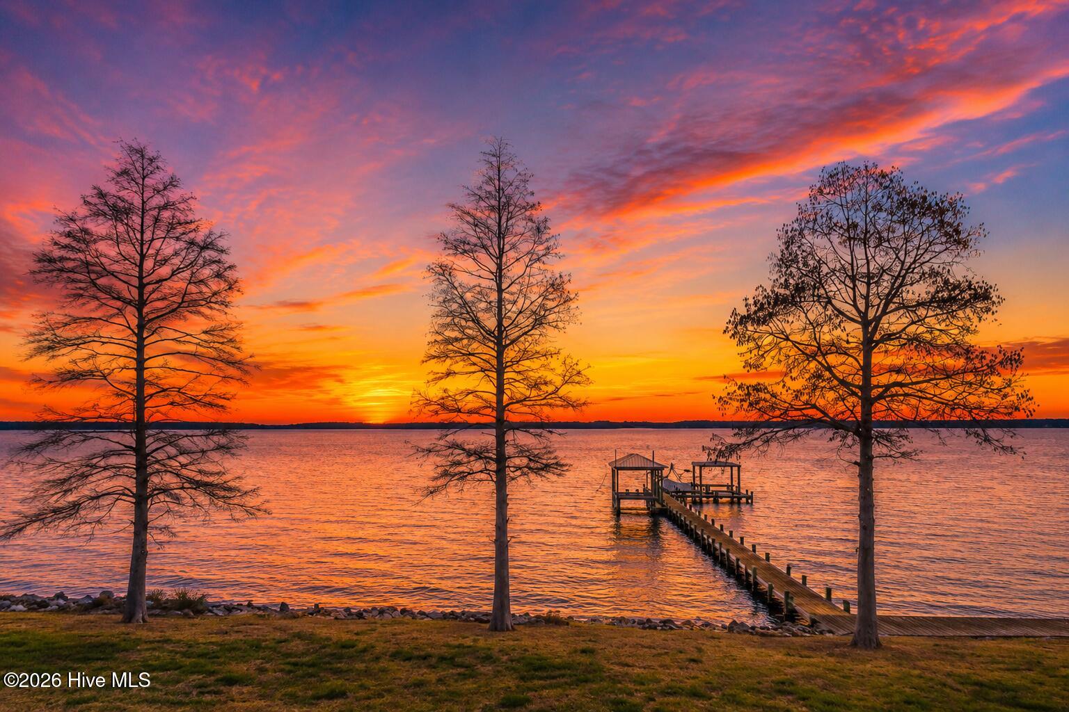 901 Down Shore Road