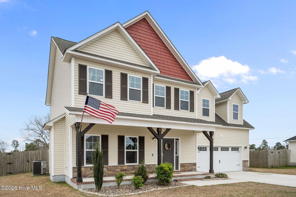 Photo of 118 Easton Drive, Richlands, NC 28574 (MLS # 100557643)