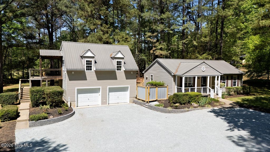 Photo of 3014 Little Creek Lane, Hillsborough, NC 27278 (MLS # 100567593)