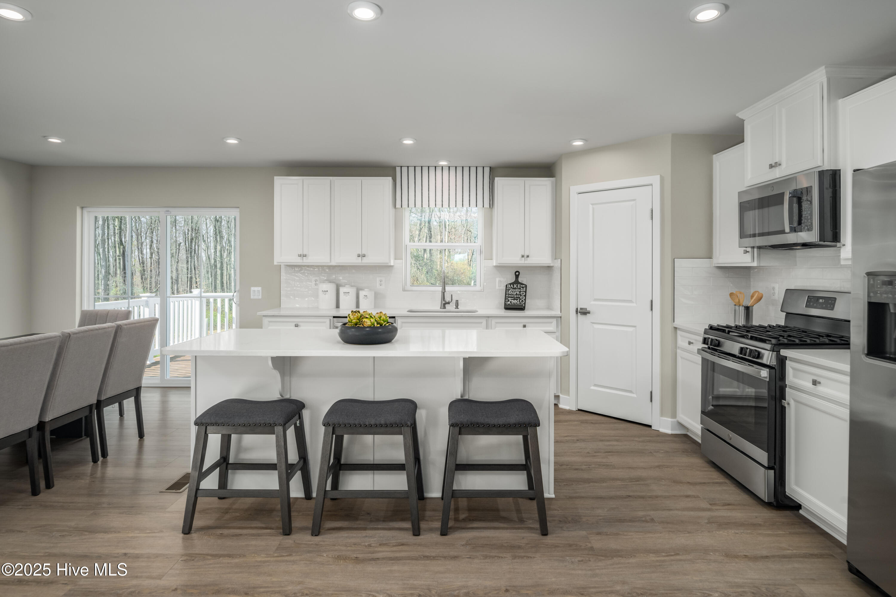 4281 Farmfield Drive