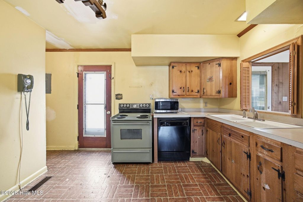Photo of 1495 Northside Road, Elizabeth City, NC 27909 (MLS # 100568707)