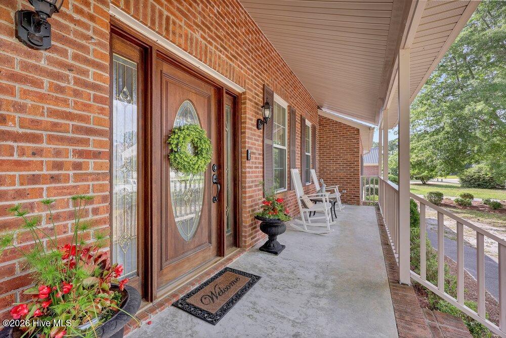 6608 Shire Lane