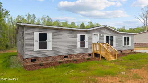 Mobile Home For Sale - 1735 Lynch Road<br/> Hollister, NC 27844