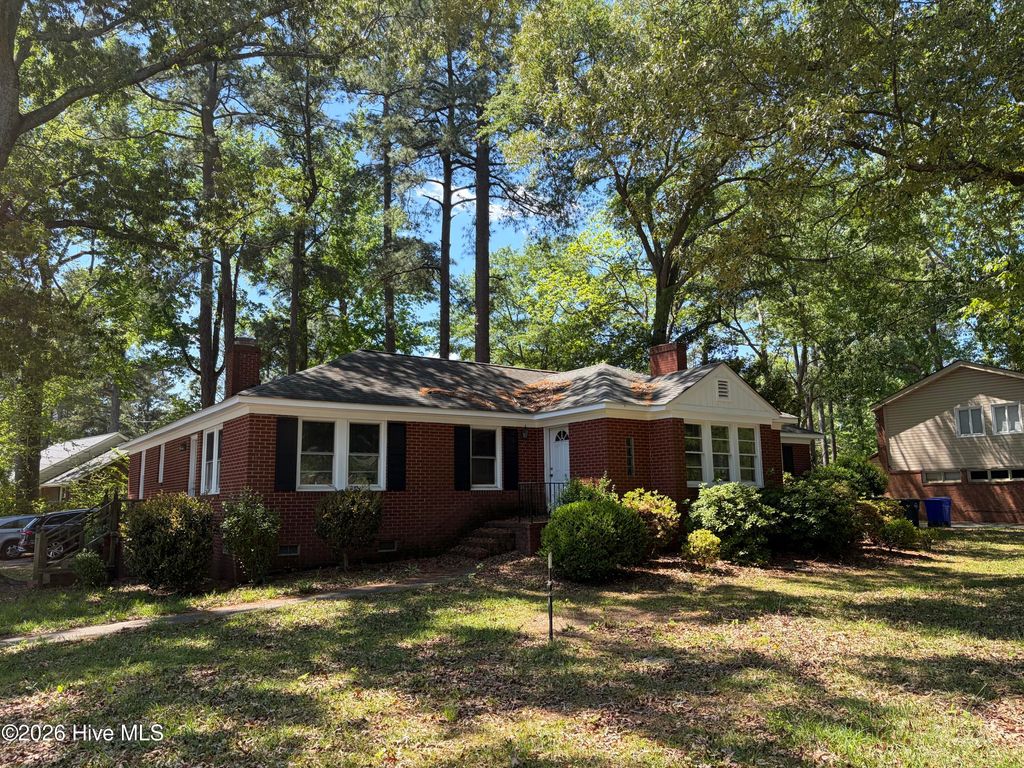 Photo of 1430 Greenville Boulevard SE, Greenville, NC 27858 (MLS # 100569099)