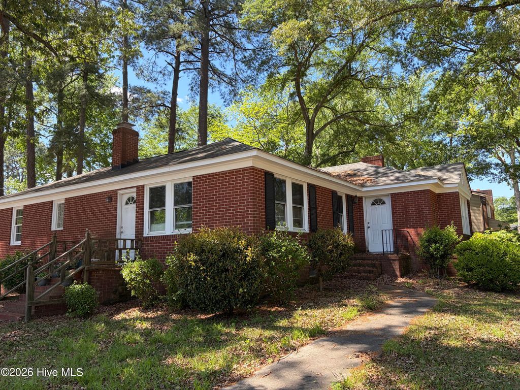 Photo of 1430 Greenville Boulevard SE, Greenville, NC 27858 (MLS # 100569099)