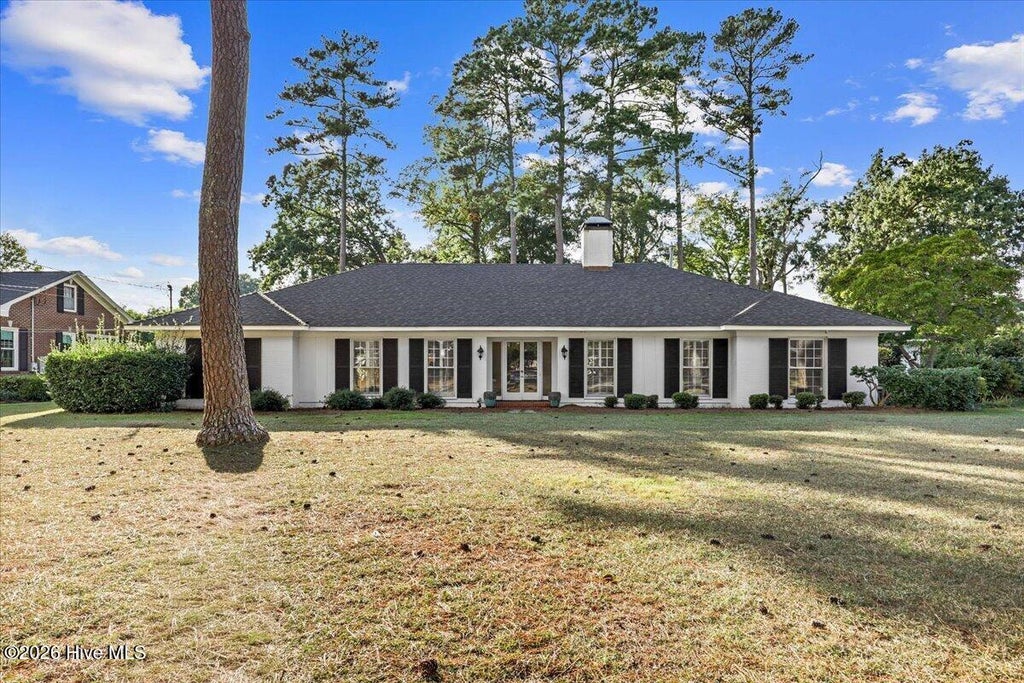 Photo of 1304 Greenbriar Road, Kinston, NC 28501 (MLS # 100602955)