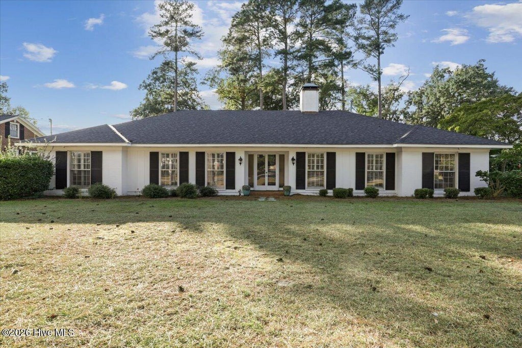 Photo of 1304 Greenbriar Road, Kinston, NC 28501 (MLS # 100602955)