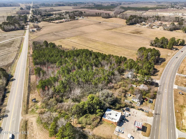 160 Shortcut Road, photo 4 of 12