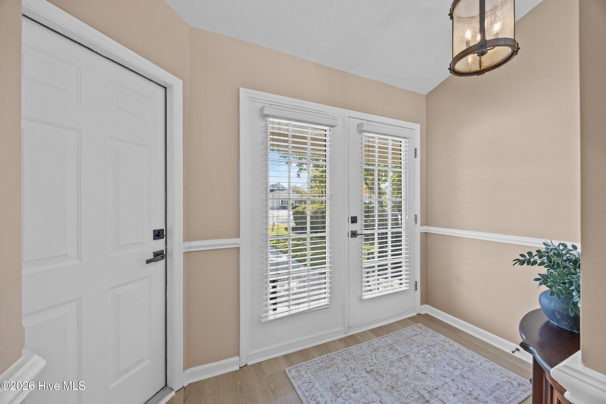 809 Spy Glass Court