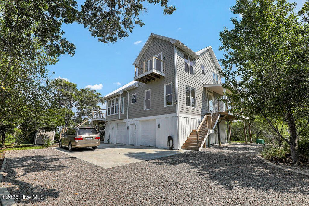 Photo of 50 S Oak Drive, Surf City, NC 28445 (MLS # 100516604)