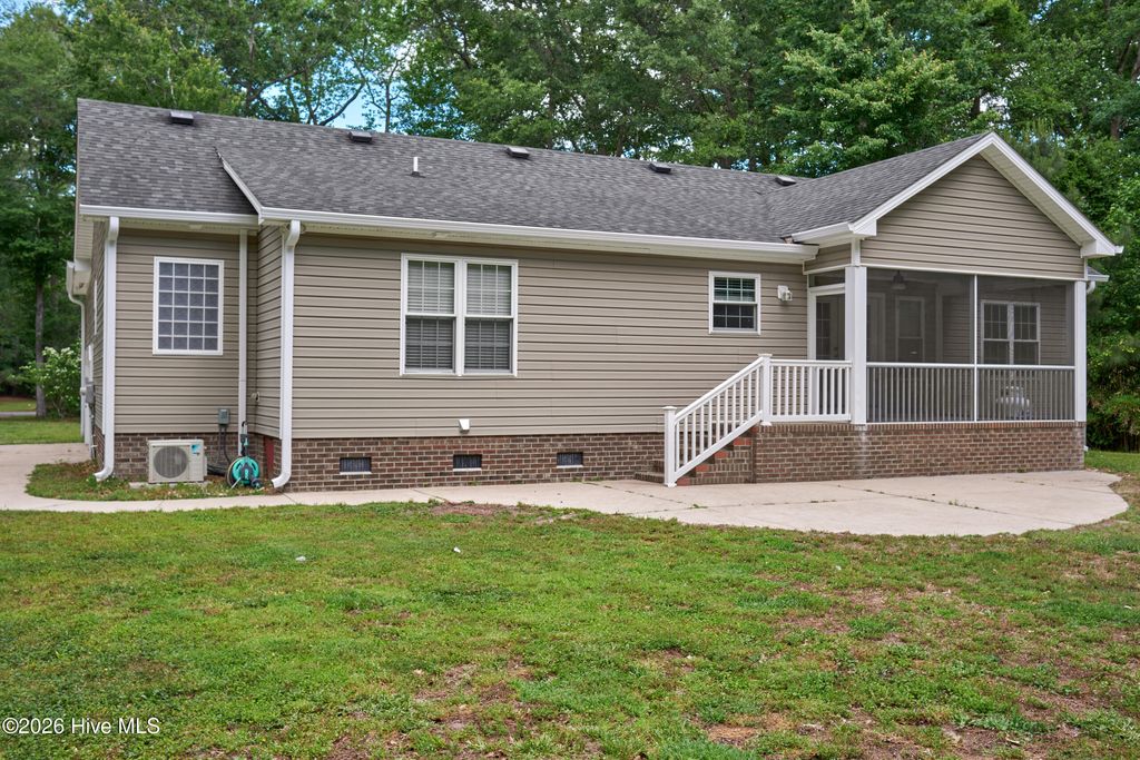 Photo of 123 Rosecroft Drive, Elizabeth City, NC 27909 (MLS # 100575497)
