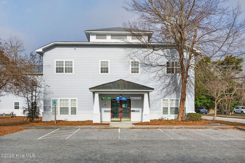 Photo of 6209 Oleander Drive #103, Wilmington, NC 28403 (MLS # 100570573)