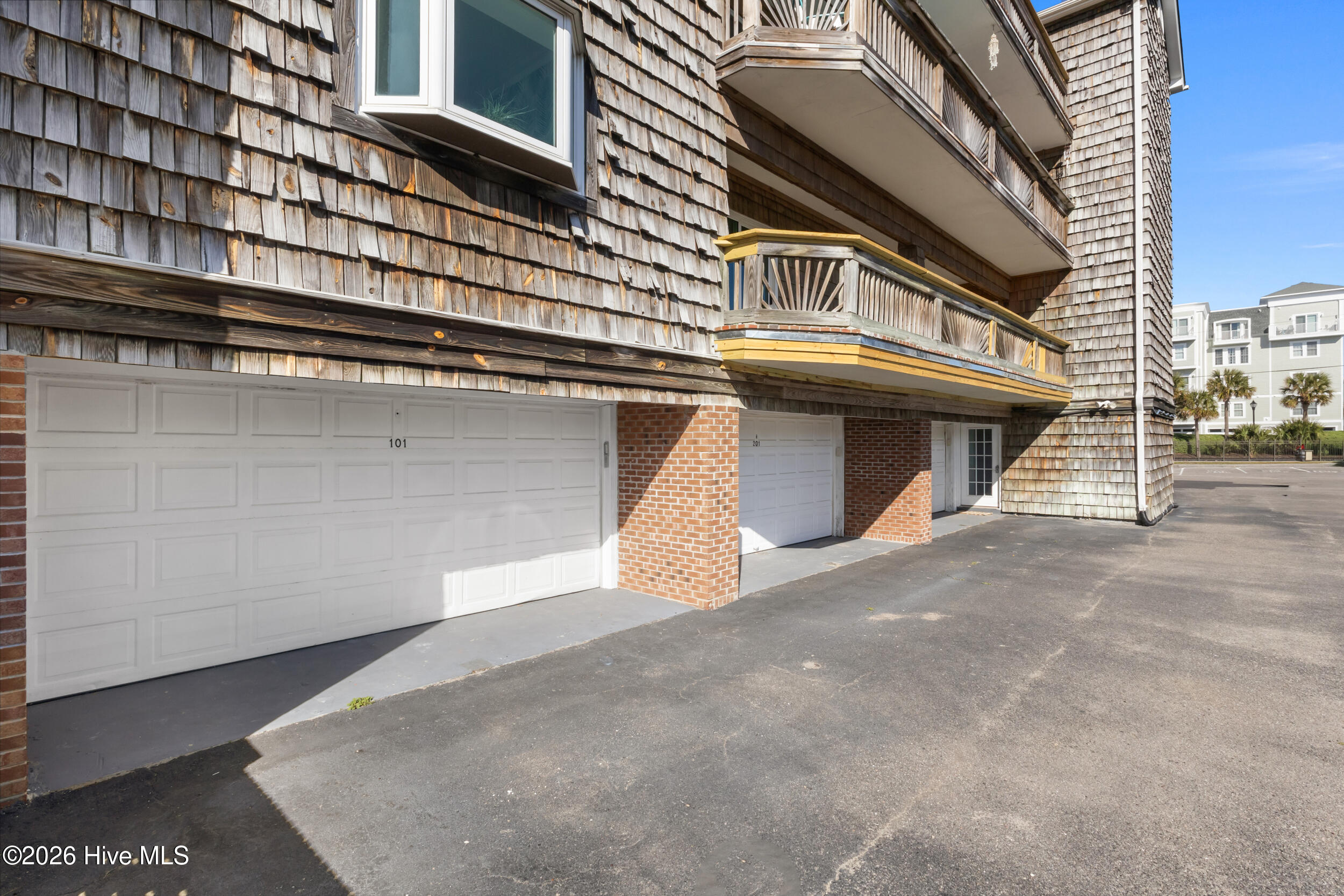 306 Lake Park Boulevard S Unit 102