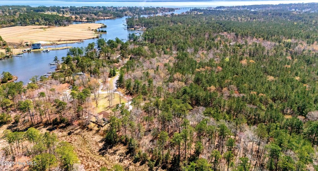 Photo of 256 Winding Creek Drive, Oriental, NC 28571 (MLS # 100564733)