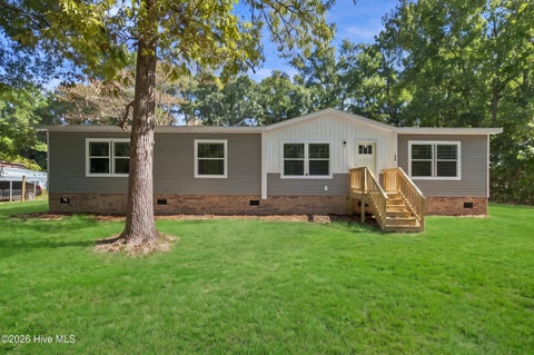 Photo of 520 Lanier Avenue, Rocky Point, NC 28457 (MLS # 100610435)