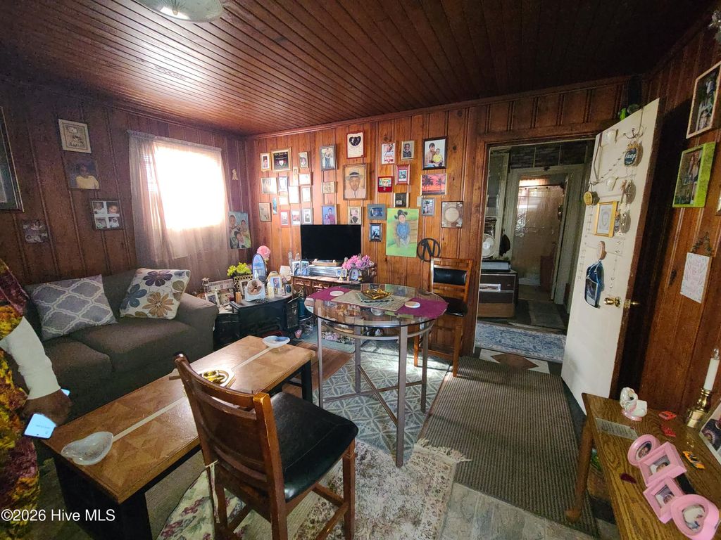 Photo of 210 Clay Street, Kinston, NC 28501 (MLS # 100542902)