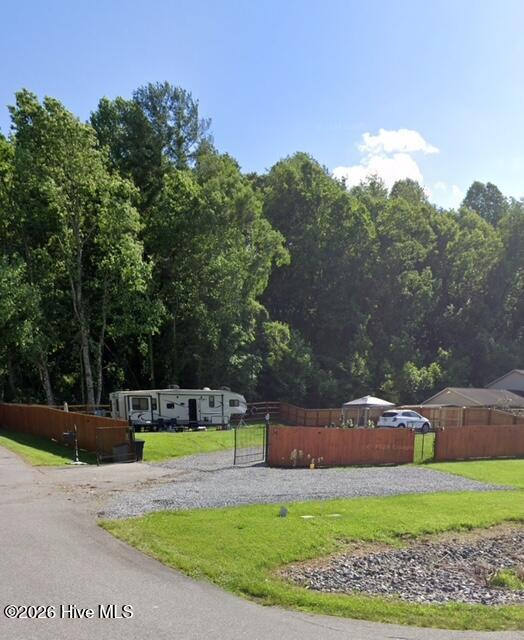 Photo of 14 Chatuge Village Drive, Hayesville, NC 28904 (MLS # 100612451)