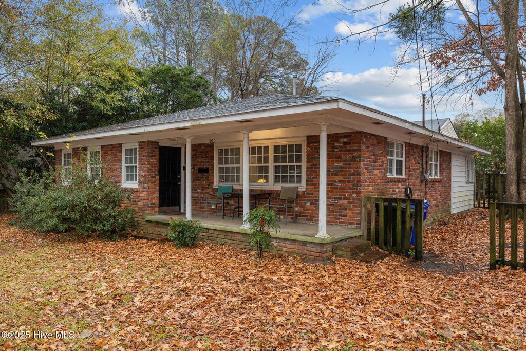 Photo of 800 Willow Street, Greenville, NC 27858 (MLS # 100544250)