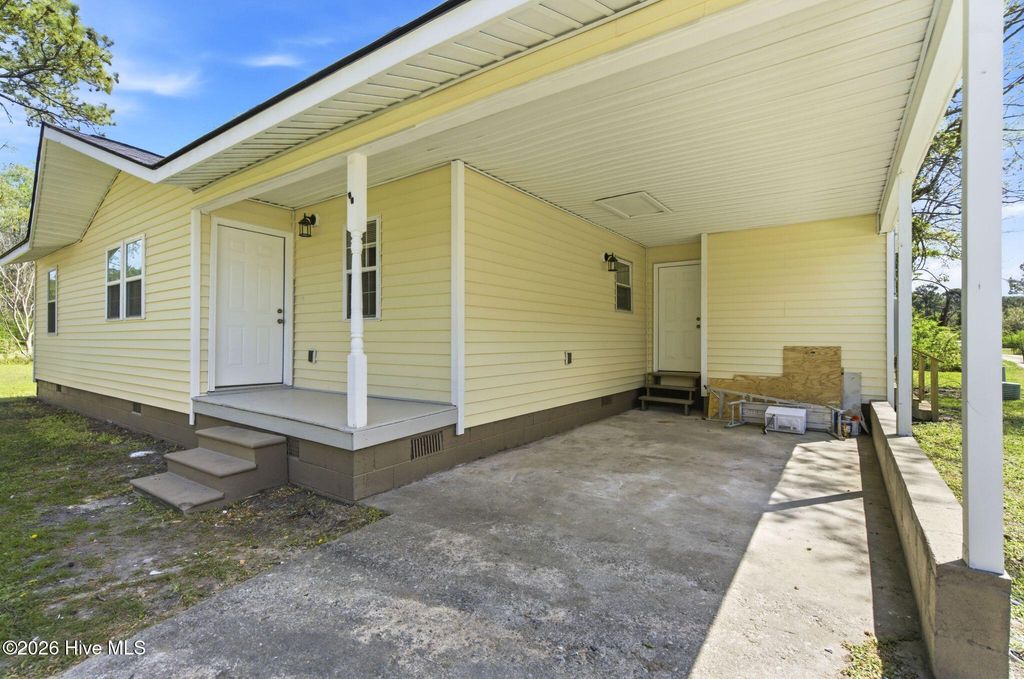 Photo of 41 Oliver Lane, Burgaw, NC 28425 (MLS # 100565286)