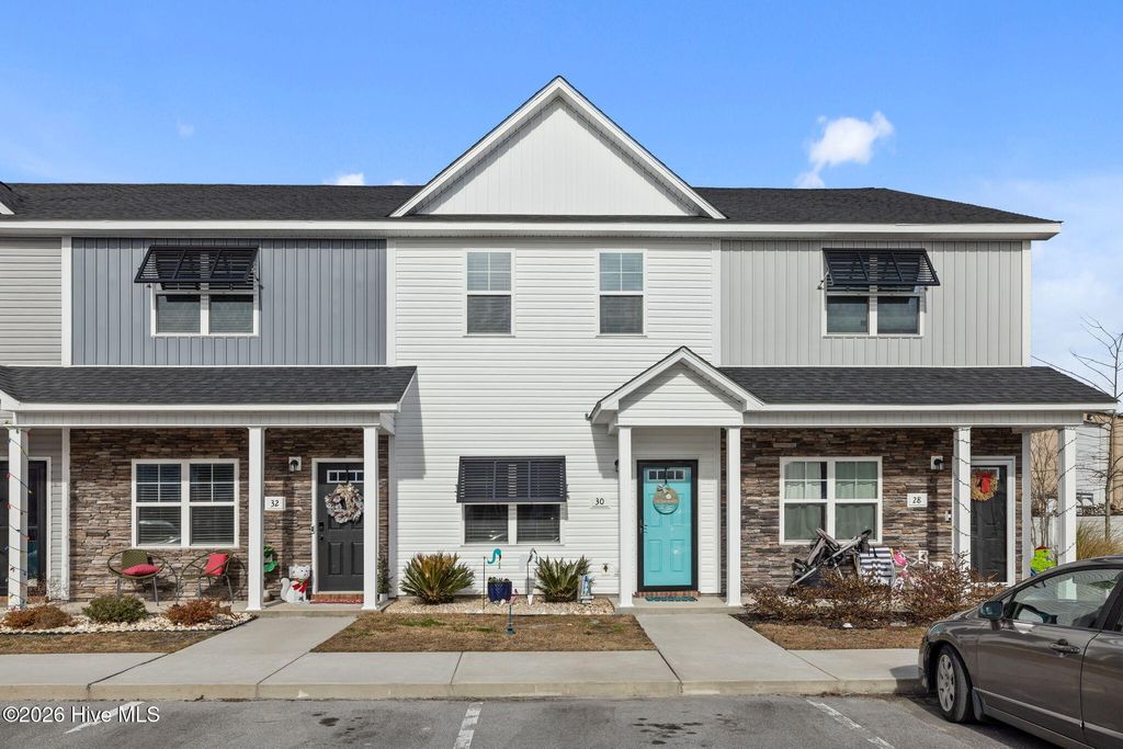 Photo of 30 Outrigger Drive, Swansboro, NC 28584 (MLS # 100546881)