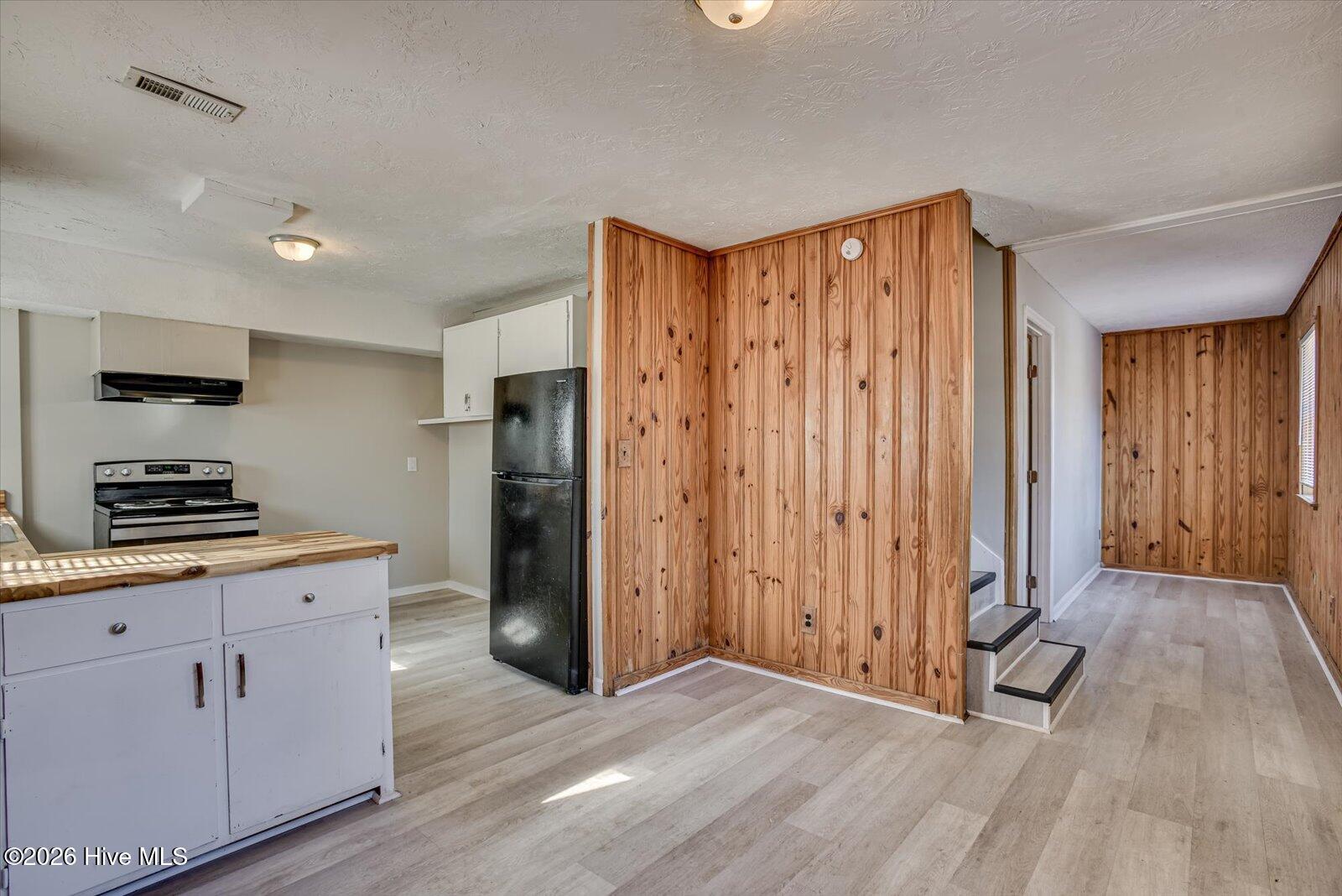 1813 Sibley Road A