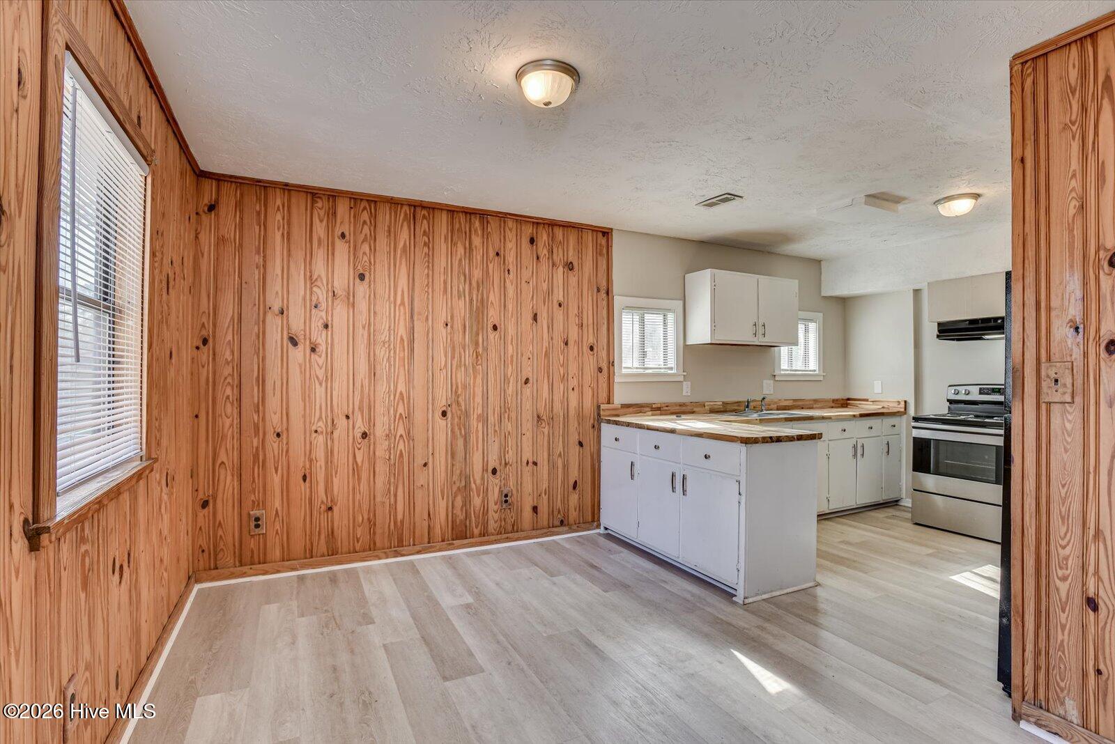 1813 Sibley Road A