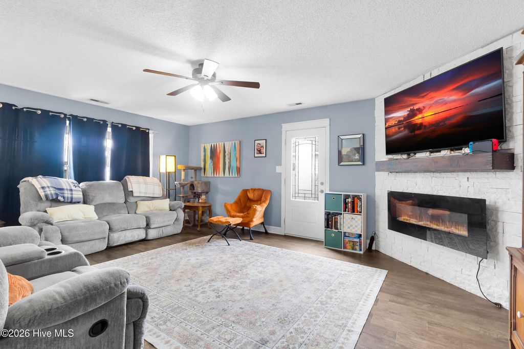 Photo of 218 Attmore Drive, New Bern, NC 28560 (MLS # 100559862)