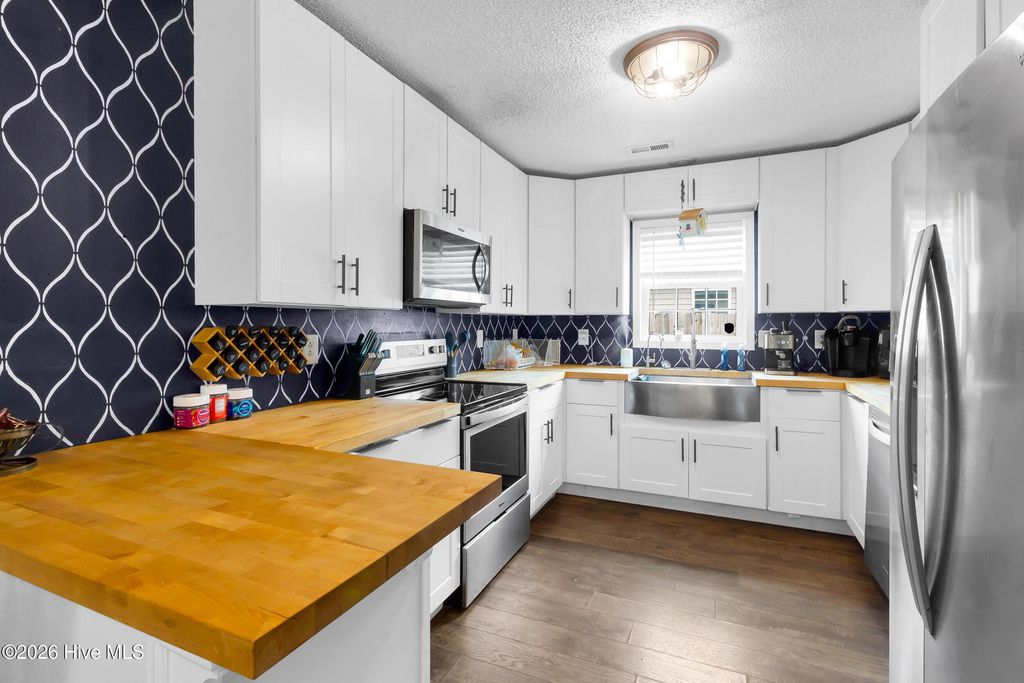 Photo of 218 Attmore Drive, New Bern, NC 28560 (MLS # 100559862)