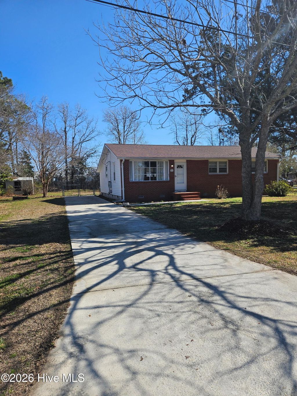 Photo of 708 W Pineland Drive, Swansboro, NC 28584 (MLS # 100557350)