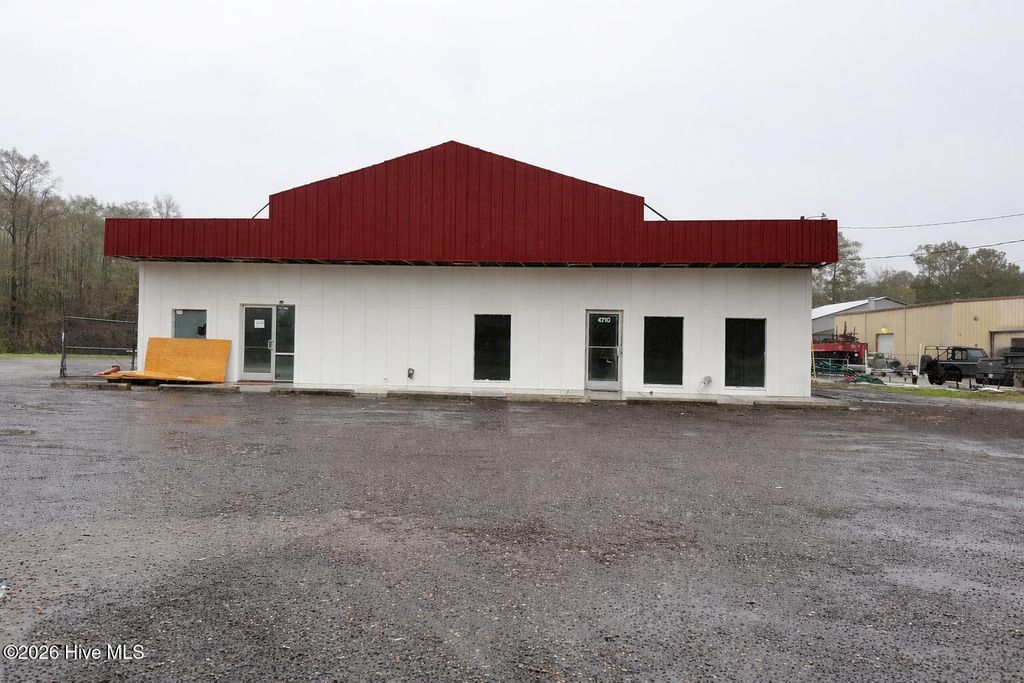 Photo of 4710 N College Road N, Castle Hayne, NC 28429 (MLS # 100561659)