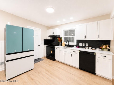Tiny photo for 3202 College Road, Wilmington, NC 28412 (MLS # 100609853)