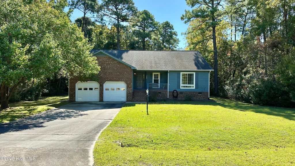 Photo of 708 Mistique Court, New Bern, NC 28560 (MLS # 100536866)