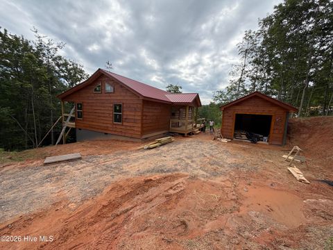Homes For Sale - 124 Hideout Lane<br/> Murphy, NC 28906