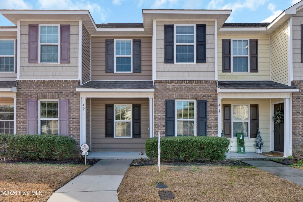 Photo of 403 Falls Cove, Jacksonville, NC 28546 (MLS # 100550927)