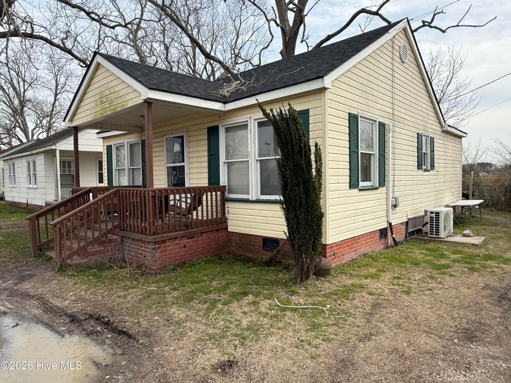 Photo of 1346 N Broad Street, Edenton, NC 27932 (MLS # 100560073)