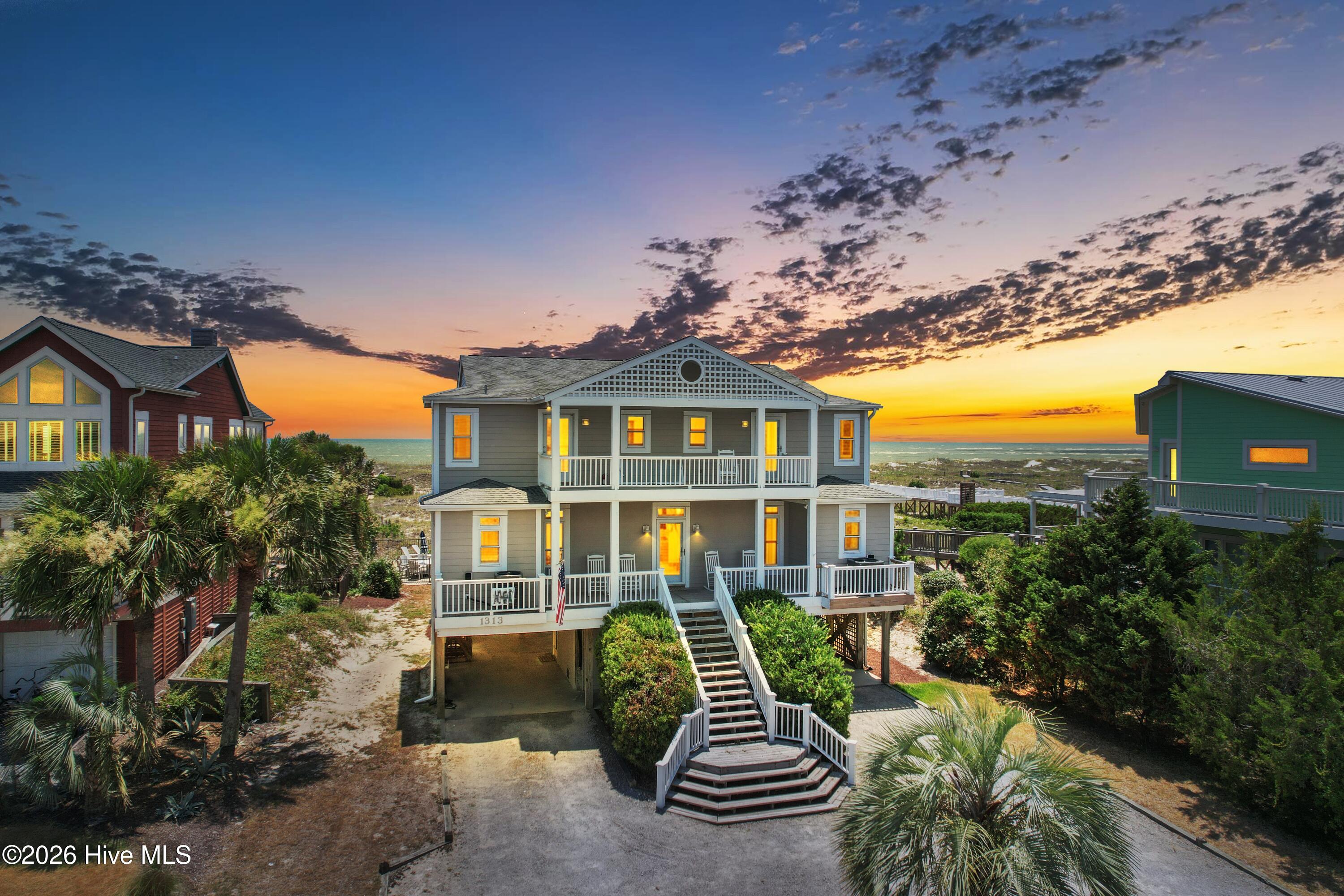 1313 Ocean Boulevard W
