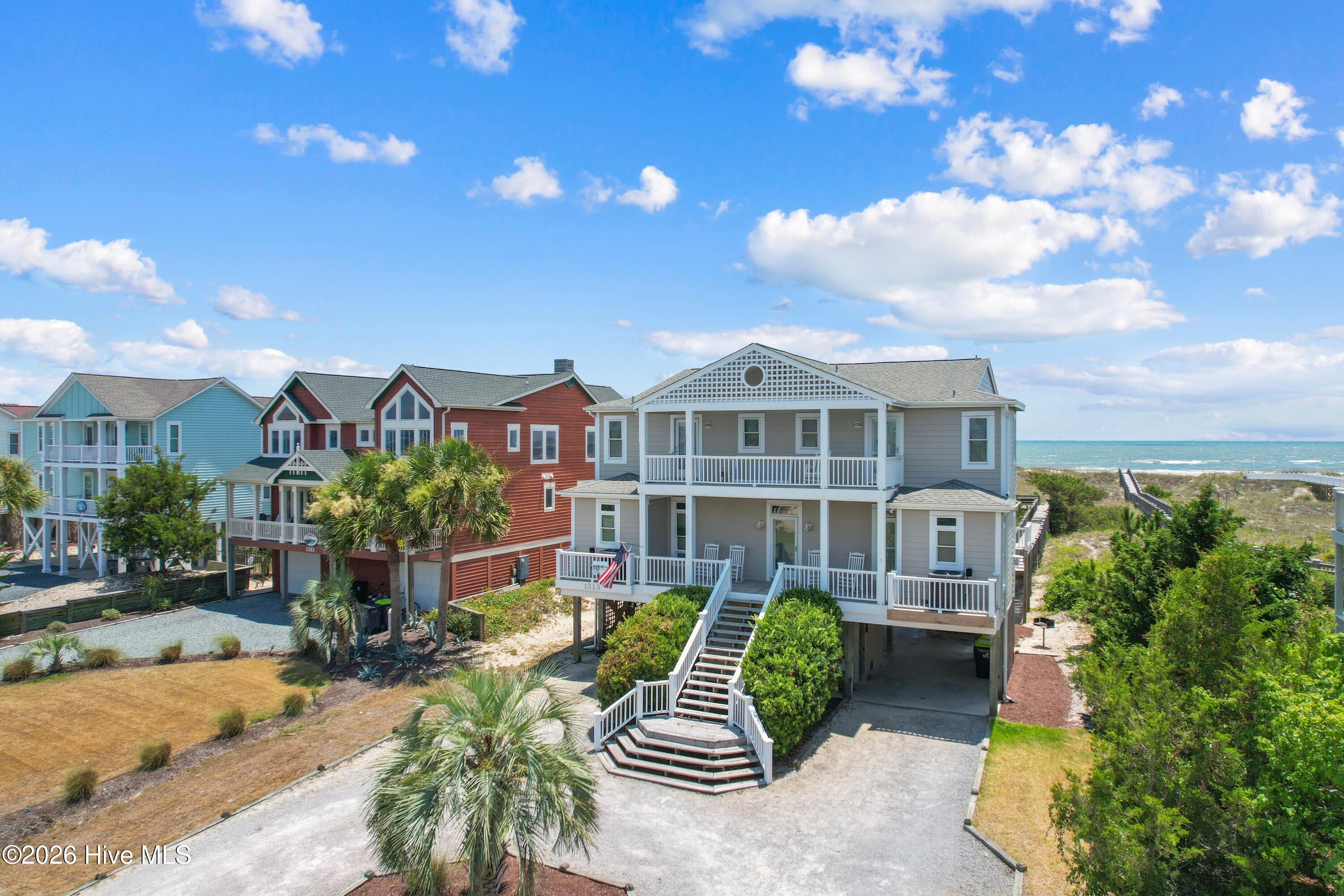 1313 Ocean Boulevard W