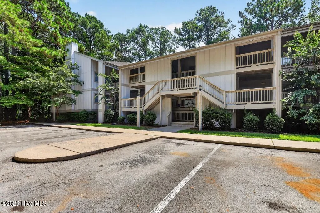 6216 Harbourside Drive