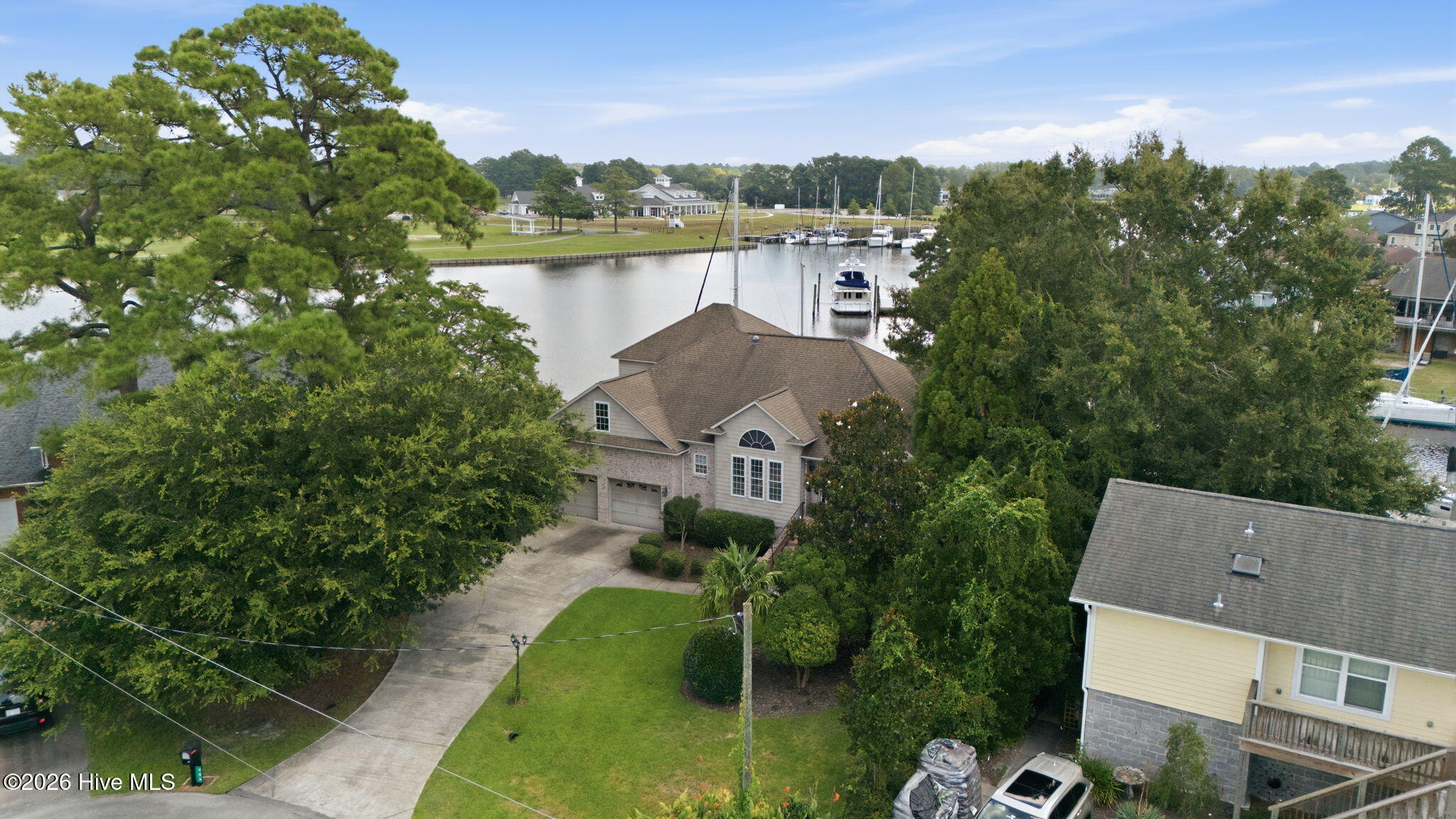 906 Jewell Court