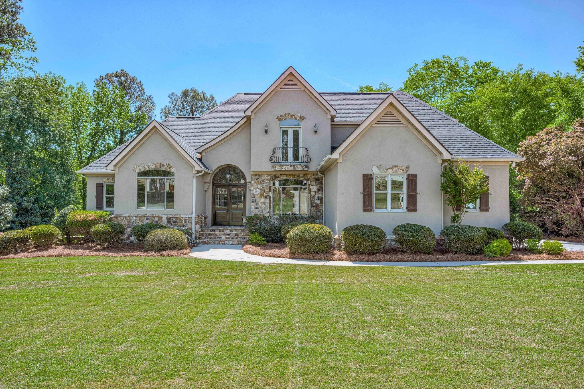 608 Emerald Crossing