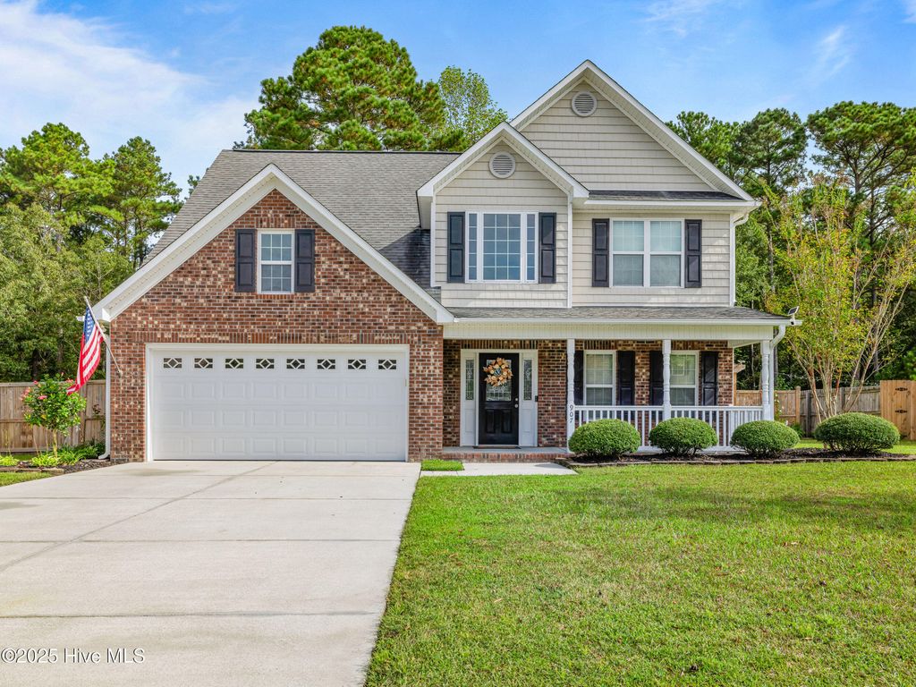 Photo of 907 Stagecoach Drive, Jacksonville, NC 28546 (MLS # 100536458)