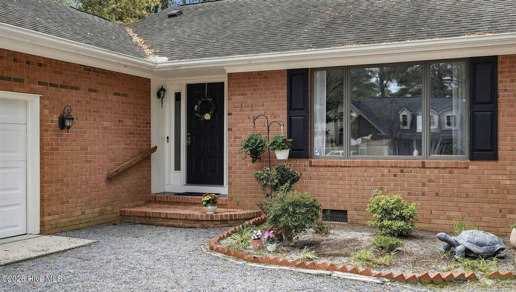 Photo of 55 Westchester Circle, Pinehurst, NC 28374 (MLS # 100562205)