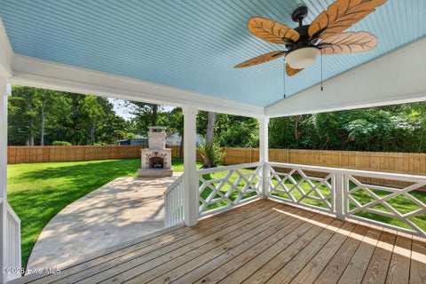 Tiny photo for 404 S Bodenheimer Street, Burgaw, NC 28425 (MLS # 100592688)