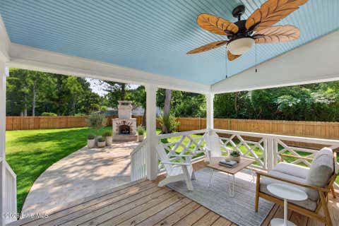 Tiny photo for 404 S Bodenheimer Street, Burgaw, NC 28425 (MLS # 100592688)