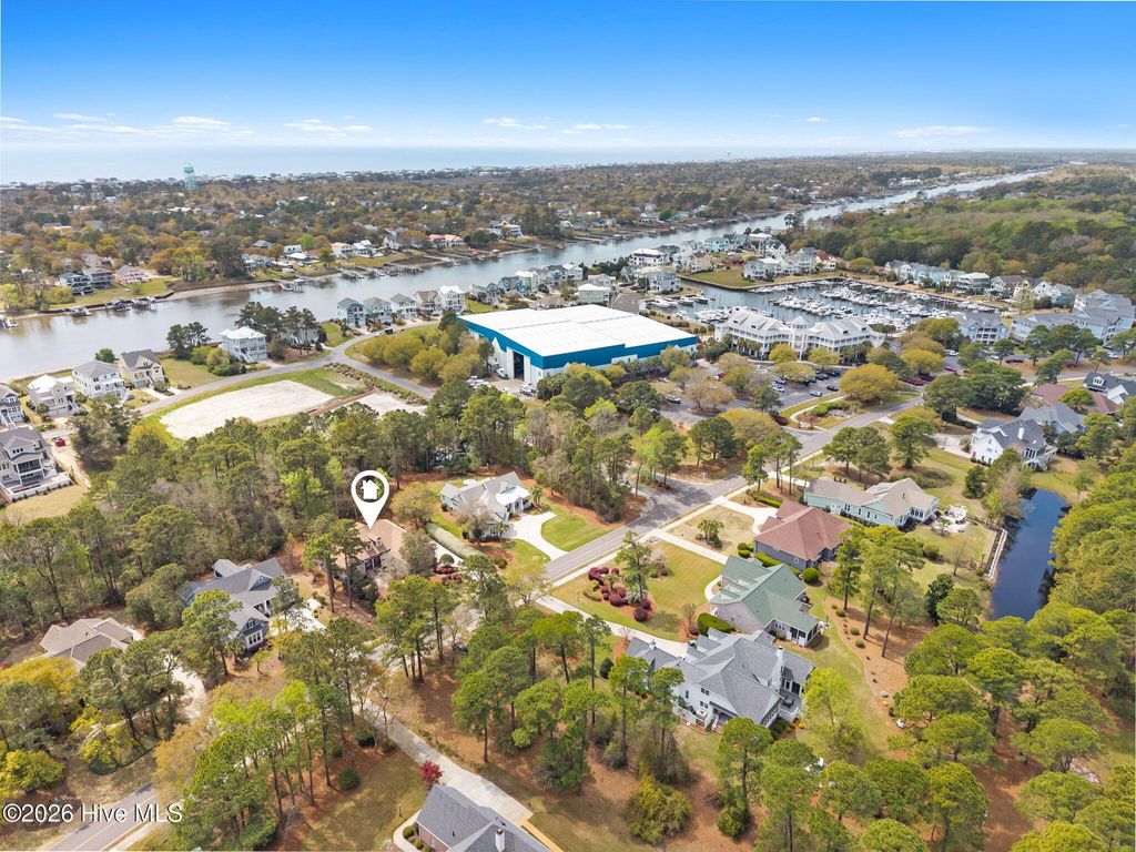 Photo of 2607 St James Drive SE, Southport, NC 28461 (MLS # 100565445)