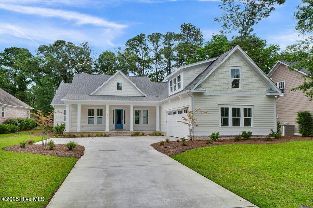 Photo of 8249 Sage Valley Drive, Wilmington, NC 28411 (MLS # 100566055)