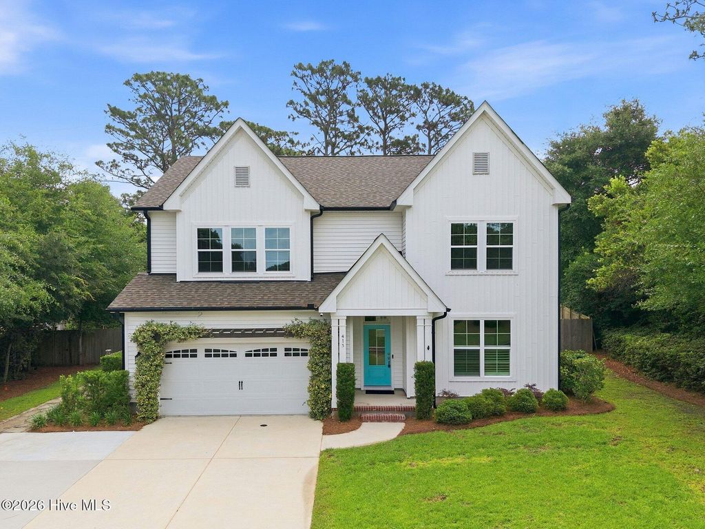 Photo of 413 Robert E Lee Drive, Wilmington, NC 28412 (MLS # 100575878)